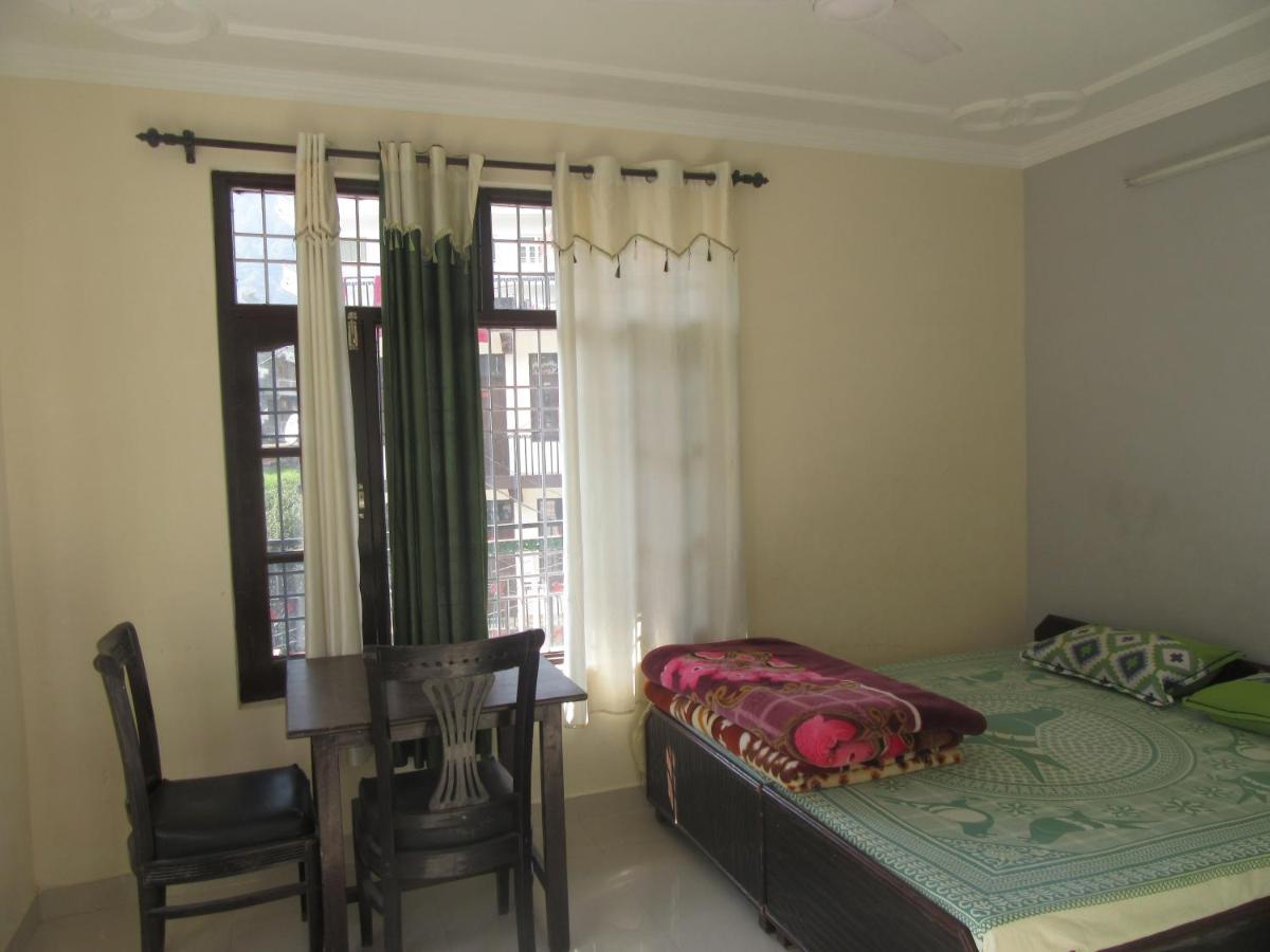 Hotel Singh Corner à Dharamshala Extérieur photo